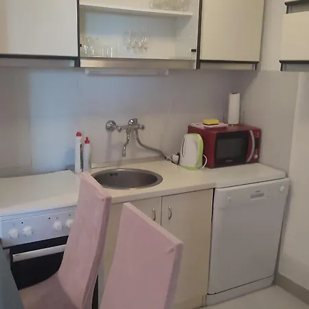 Apartment 5 Srca *